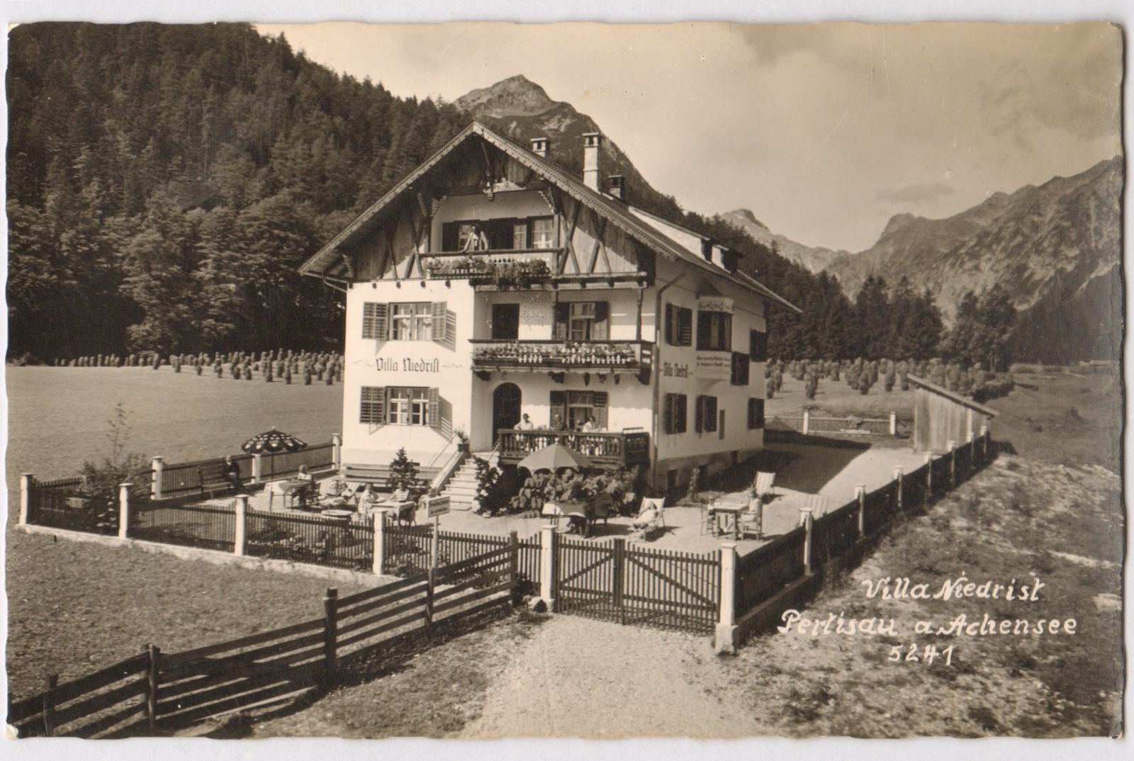 Pertisau - Villa Niedrist