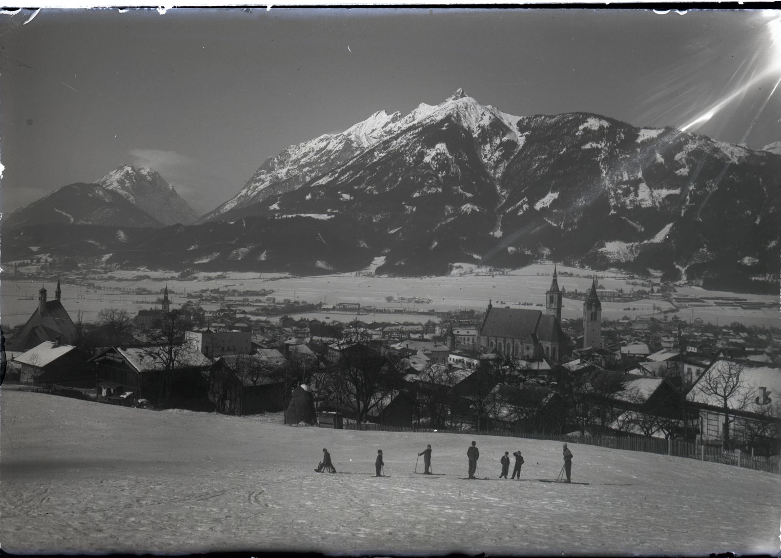 Schwaz mit Schifahrer