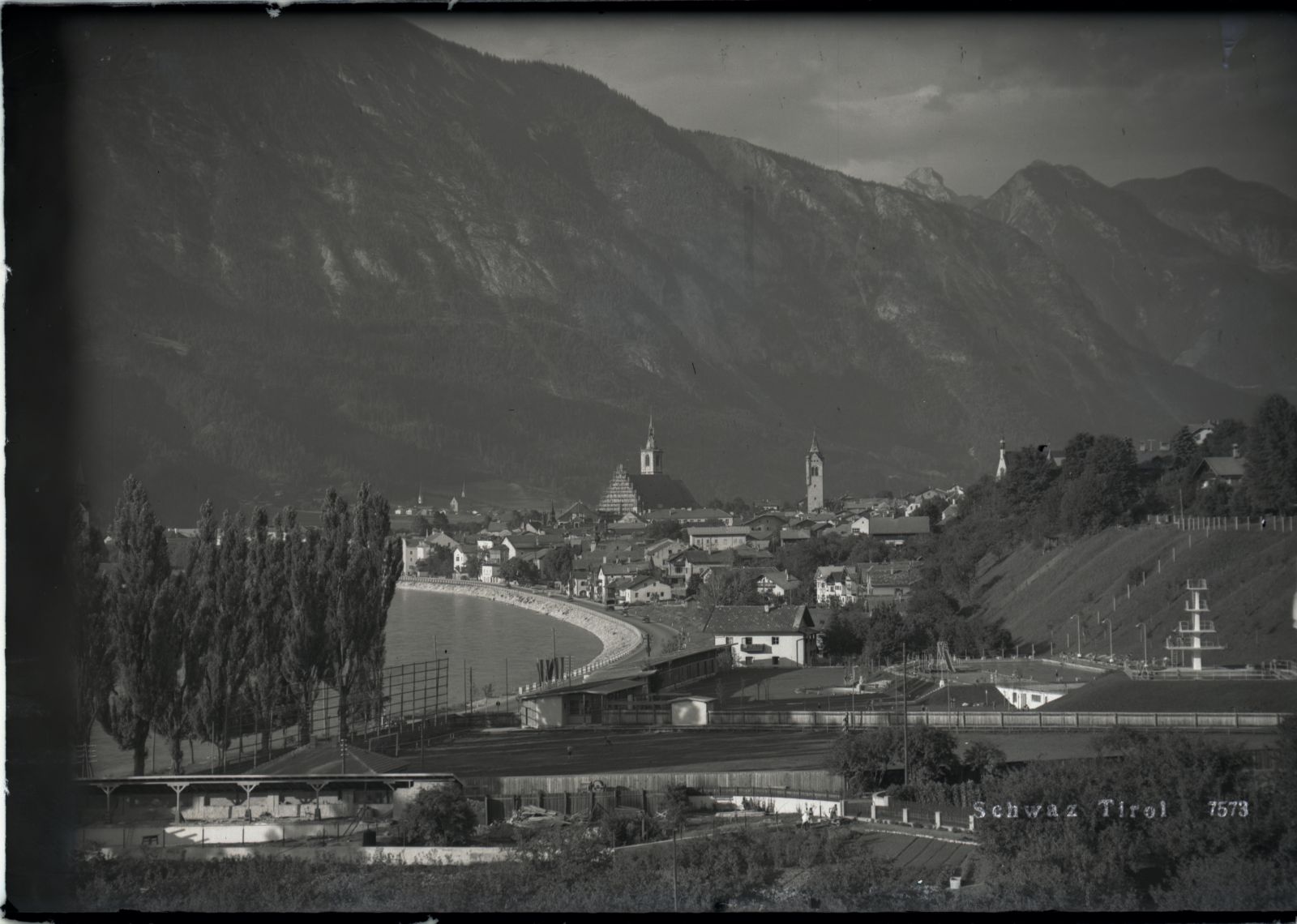 Schwaz mit Schwimmbad