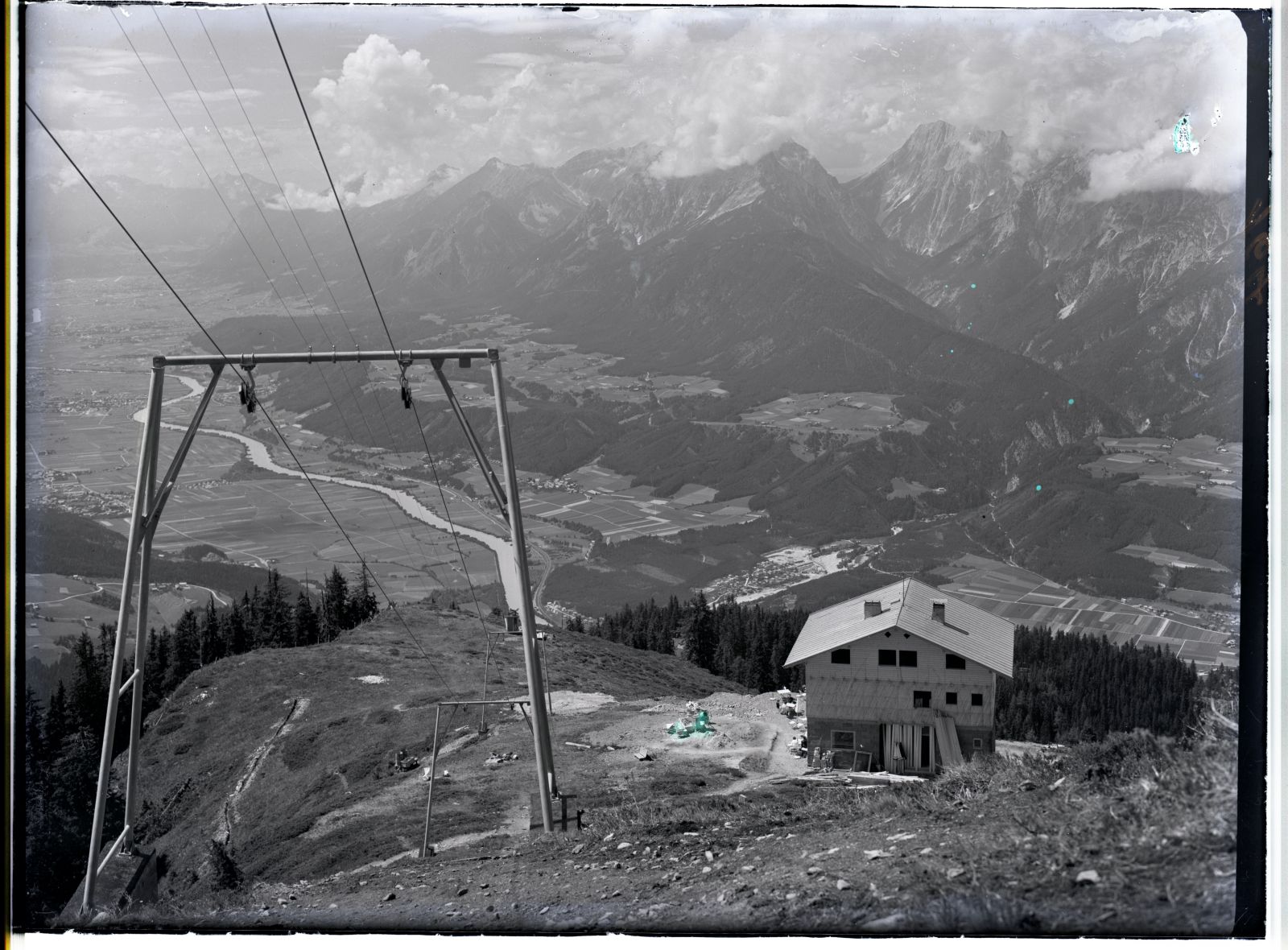 Schwaz, Hecherhaus im Umbau / Ausbau, Sommer