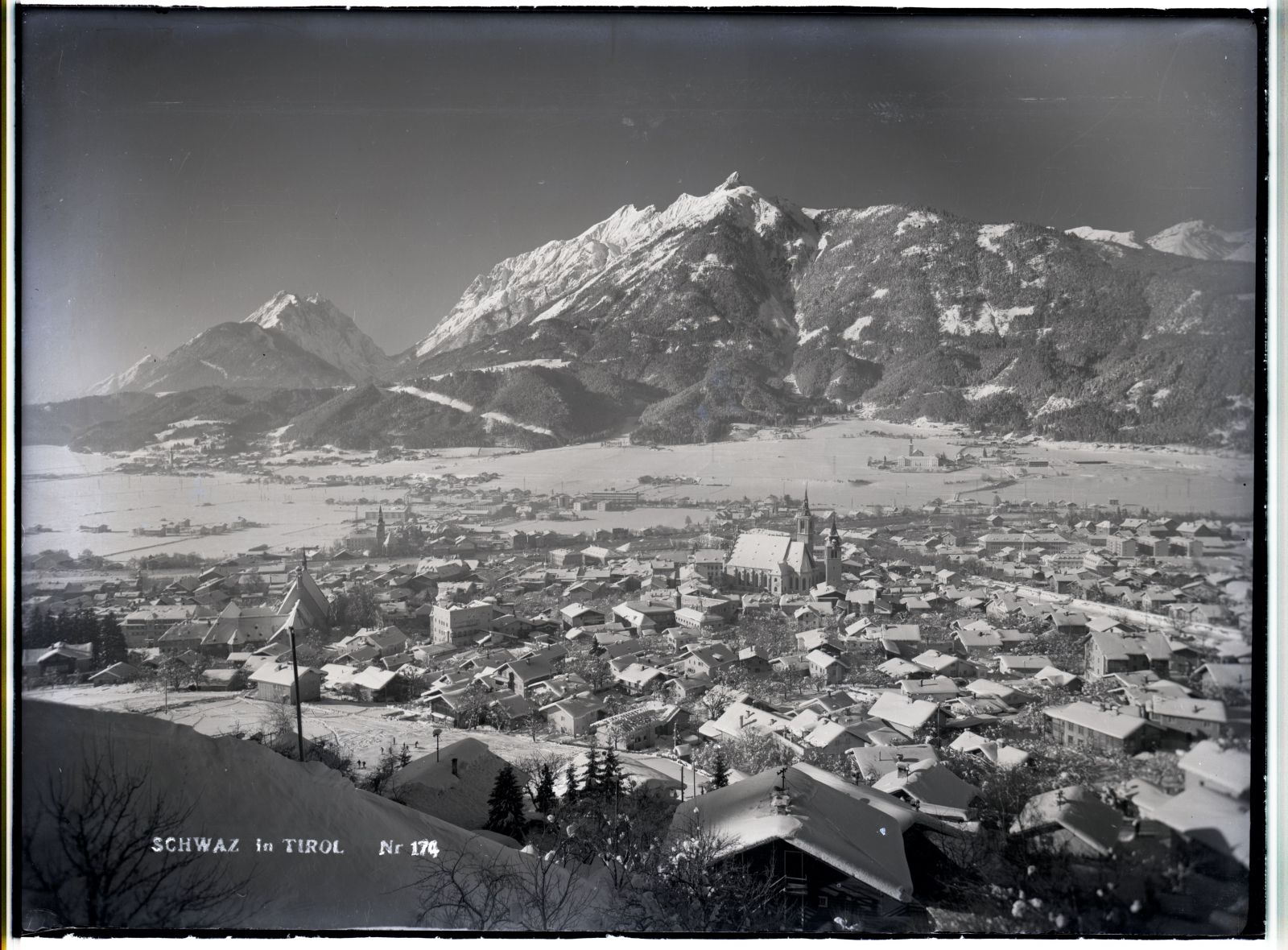 Schwaz mit Inntal gegen Bettelwurf, Winter