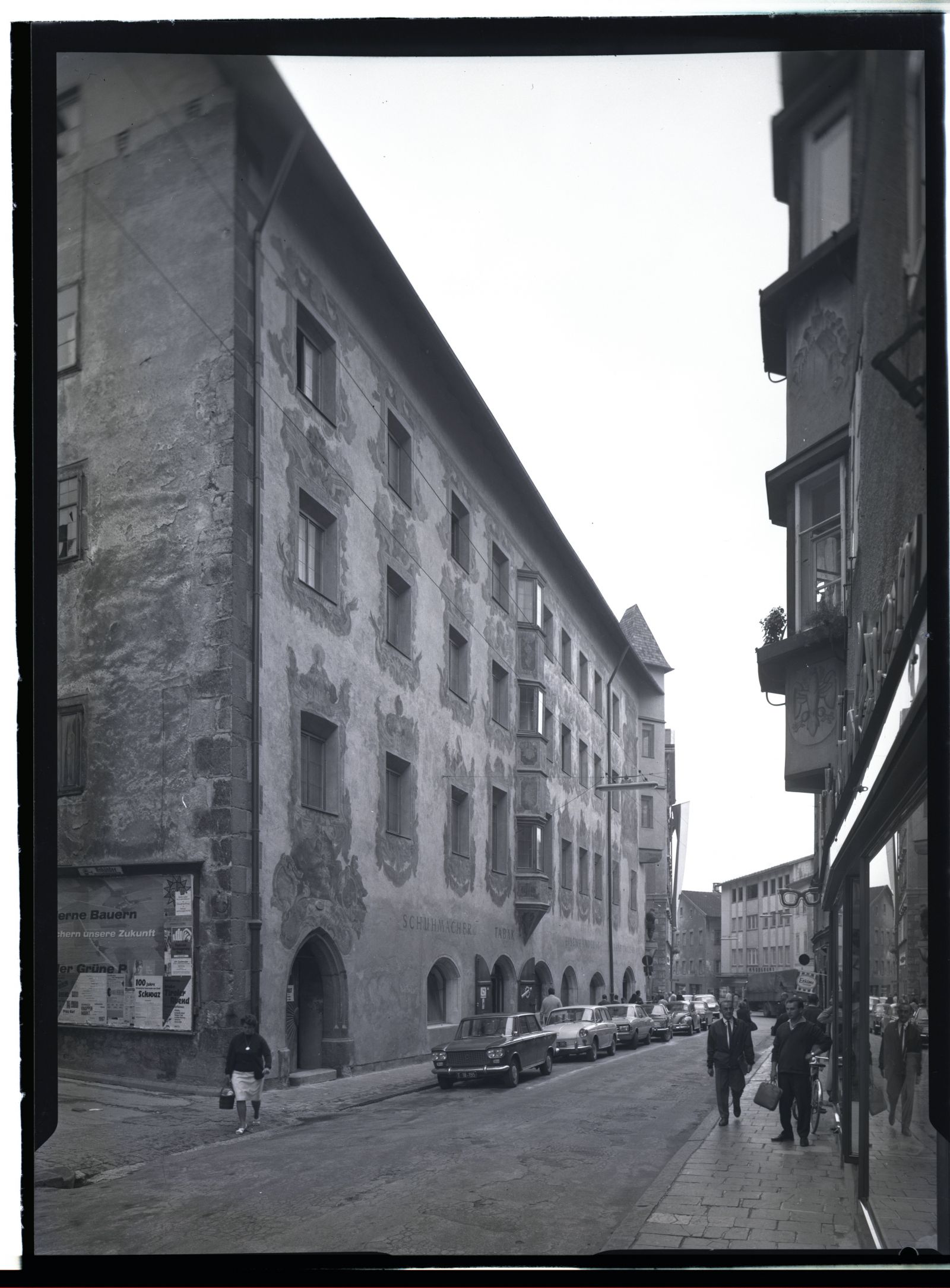 Franz Josef Straße, Rathaus
