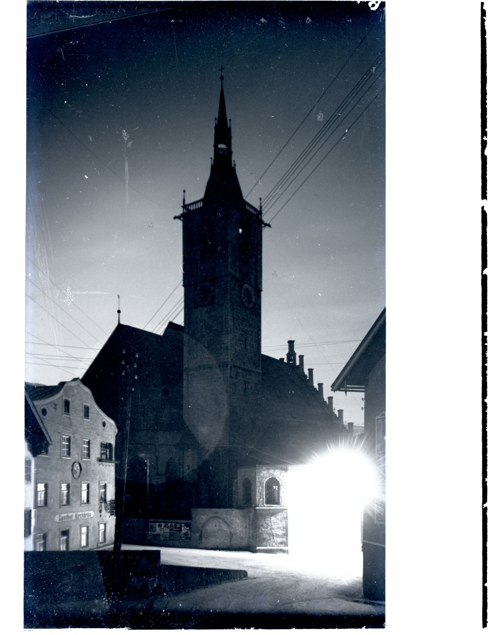 Pfarrkirche vom Lahnbachbühel bei Nacht