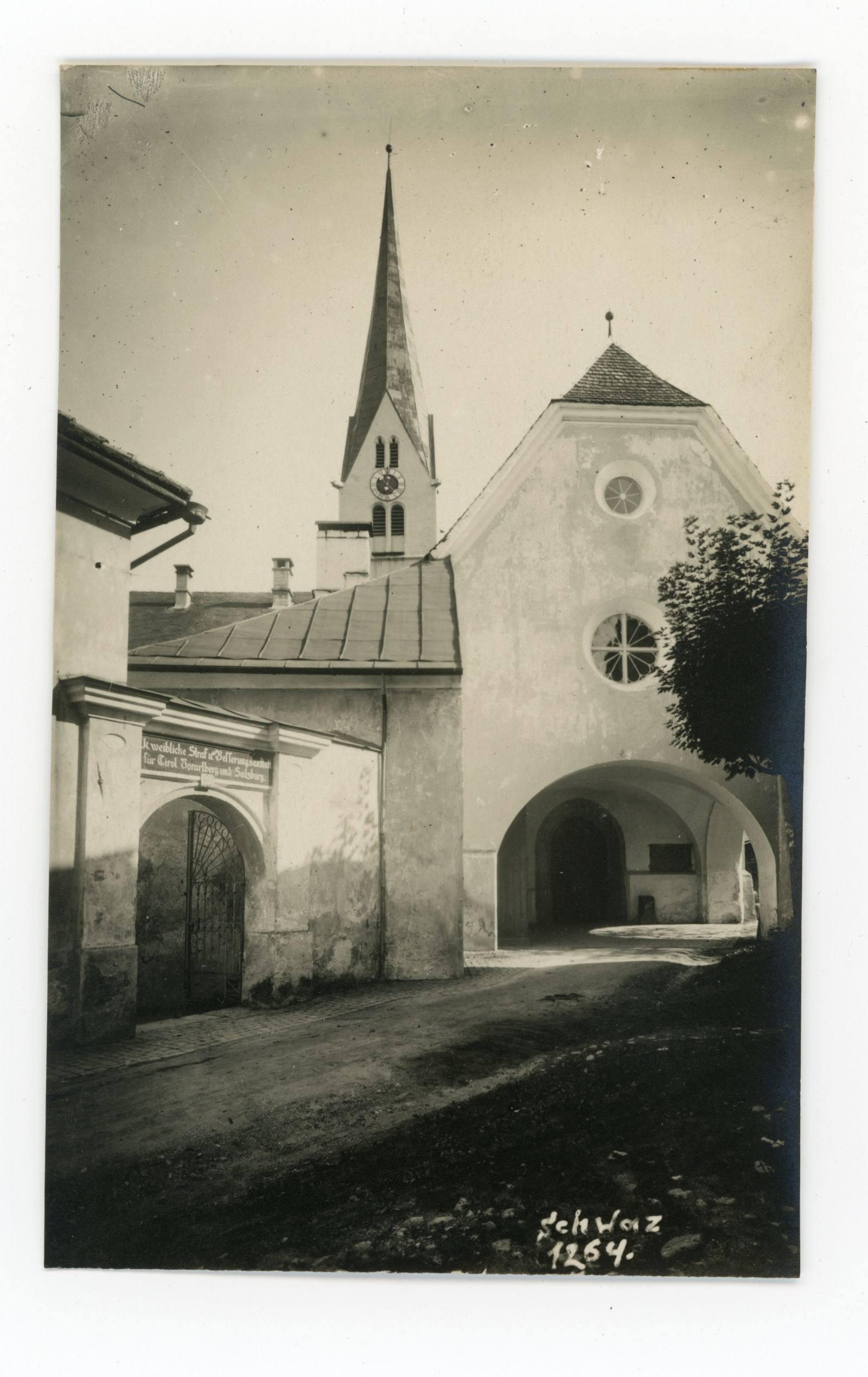 Kaiserlich Königliche weibliche Straf und Besserungsanstalt für Tirol, Voralberg und Salzburg, St. Martin