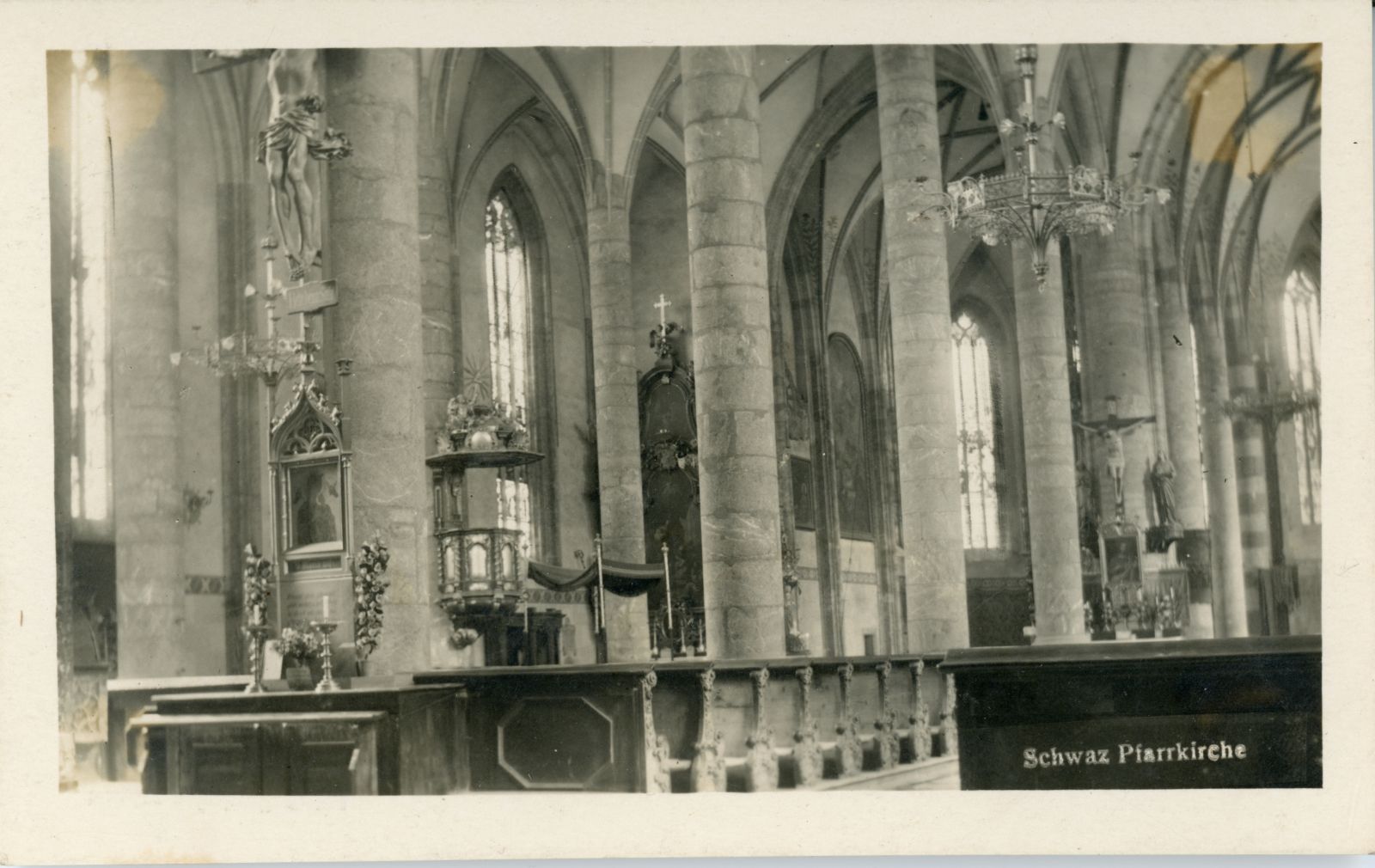 Schwaz, Pfarrkirche innen