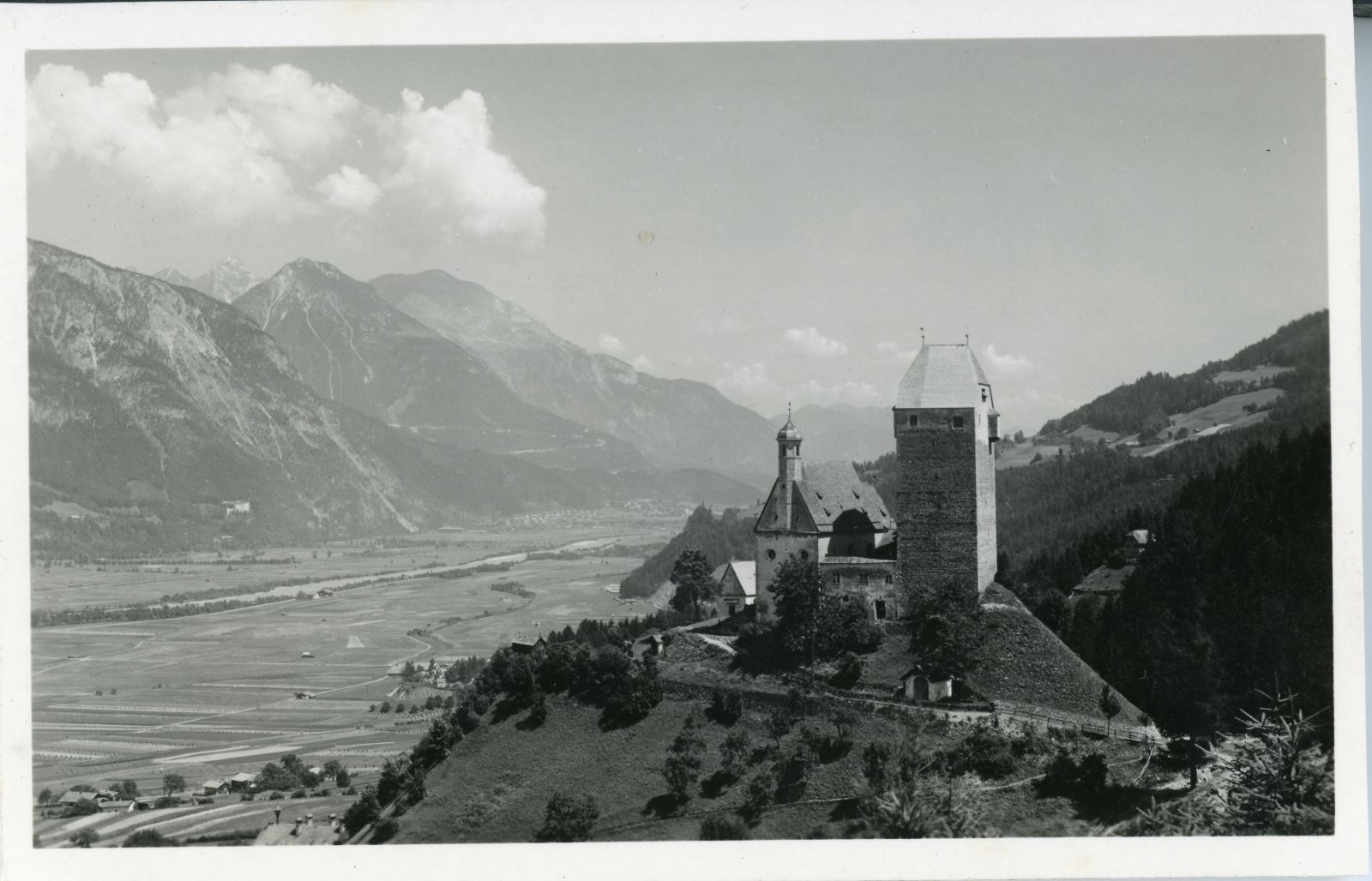 Burg Freundsberg