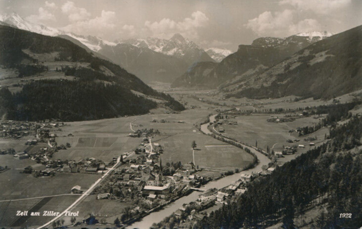 Zell - Blick ins Zillertal